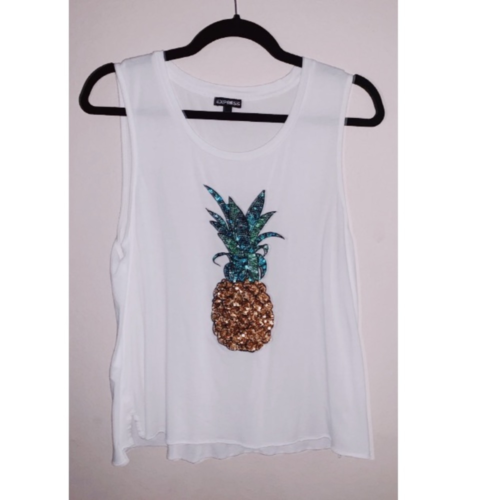 White Express Shirt With A Cute Sequins Design
